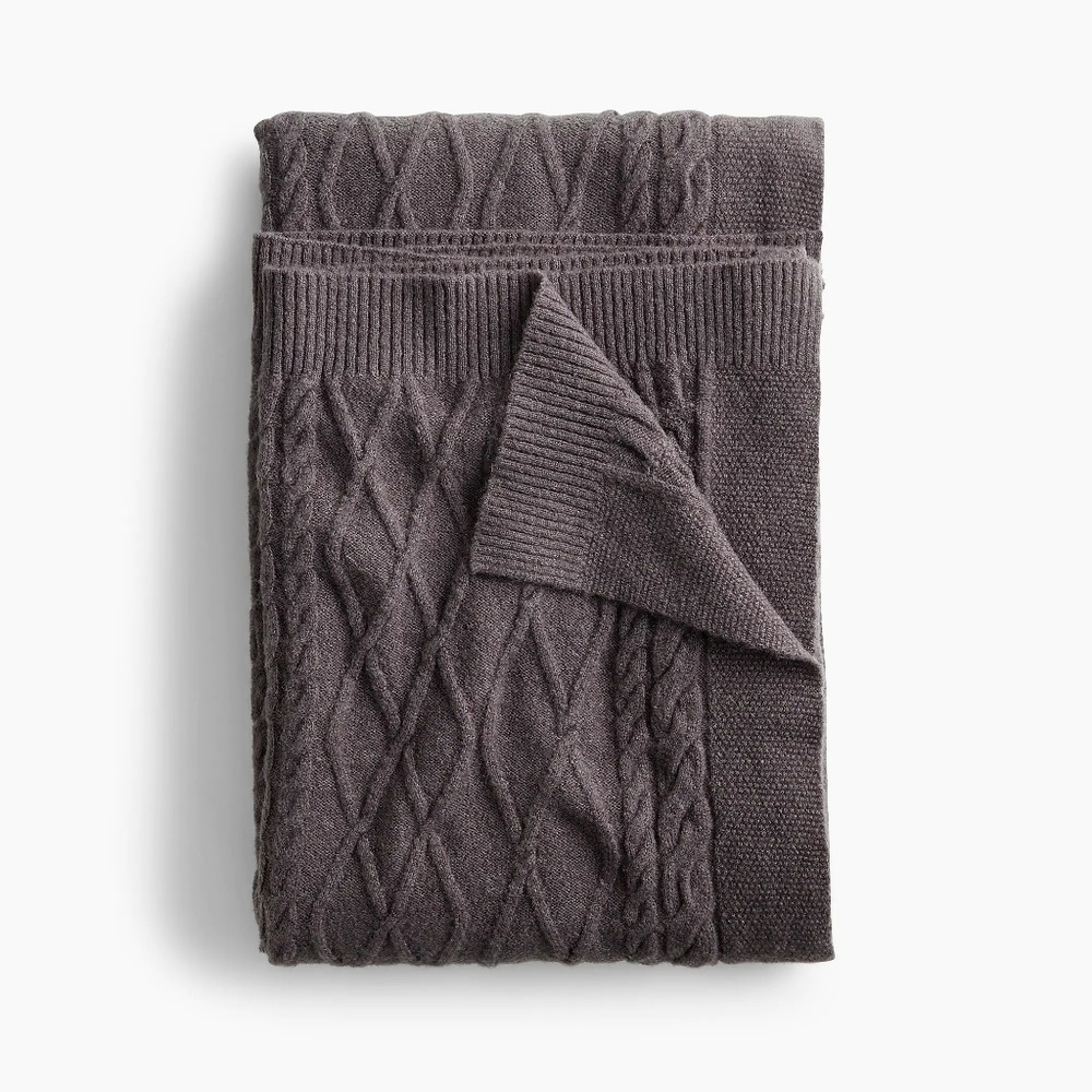 New J.Crew Home Cable-Knit Throw - Smoke Gray - Picture 4 of 5